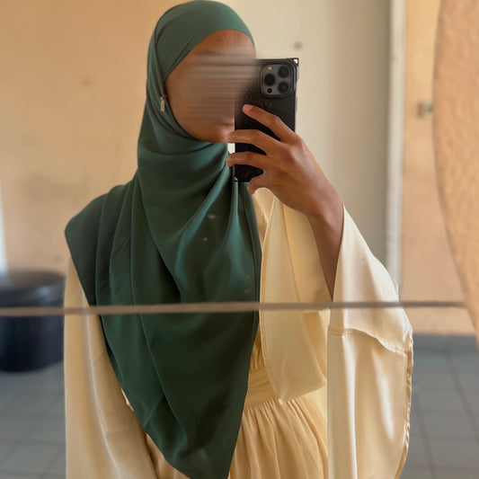 Hijab soie de médine, foulard vert foncé, Nahila.re